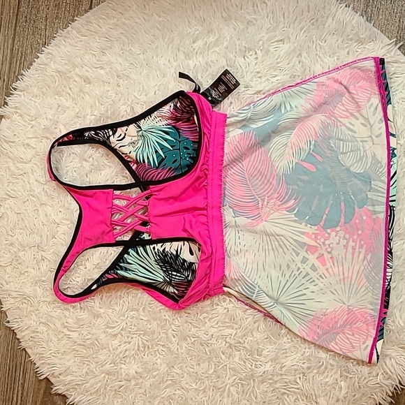 ZeroXposur Swim Top - Picture 6 of 8